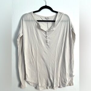 💥Moving sale💥 Waffle knit Gap shirt